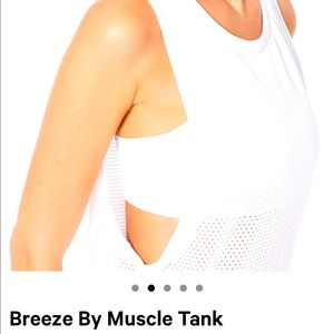 Breeze by muscle tank